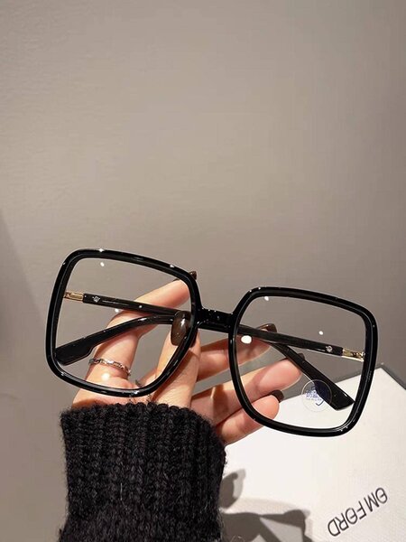 Paires de lunettes