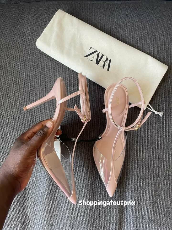 Chic Sandales à Talons Transparentes