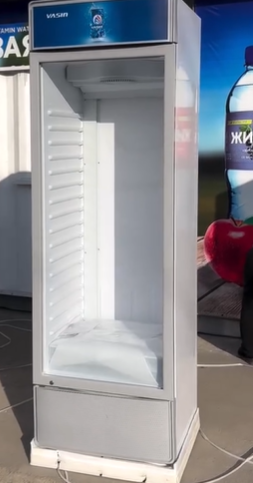 Холодильник витрина