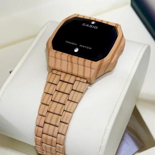 Montre casio classique tactile