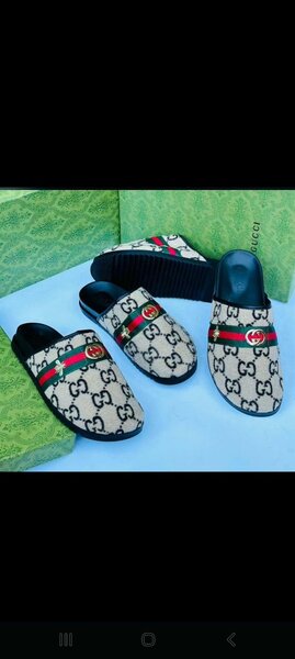 Mules Gucci élégantes