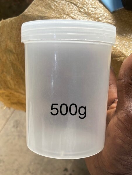 Pot en plastique 500g