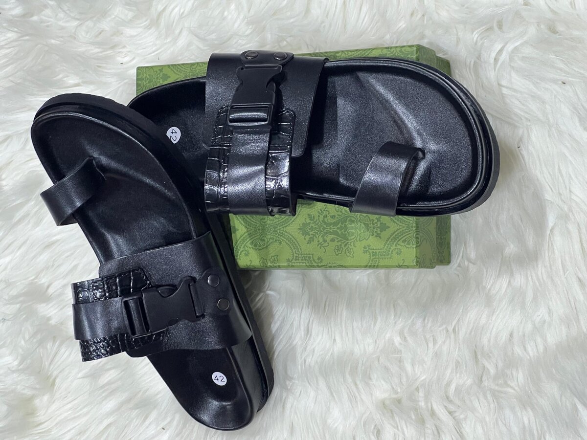 Sandales en cuir élégantes