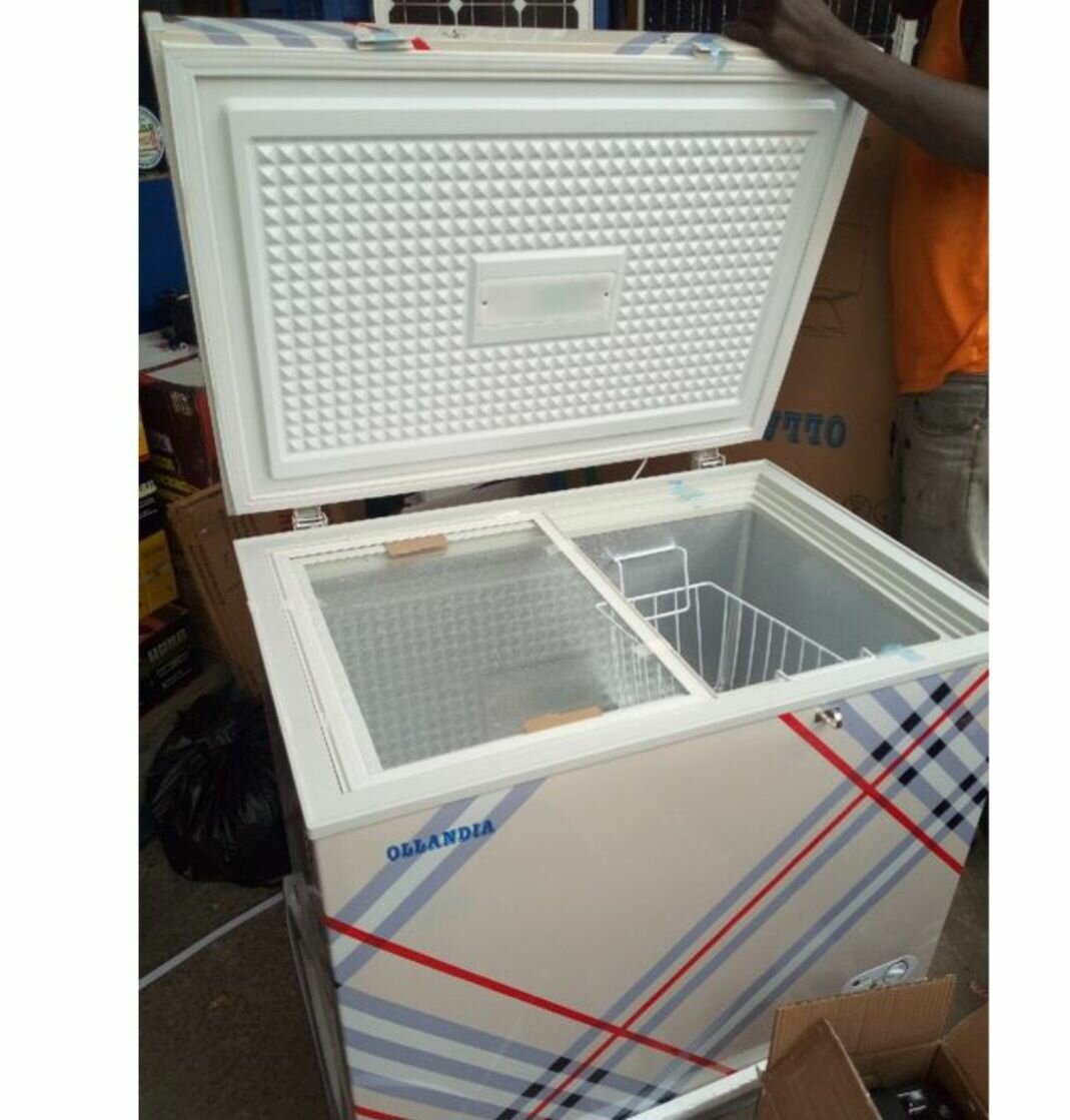 Congelateur solaire 12v-210L