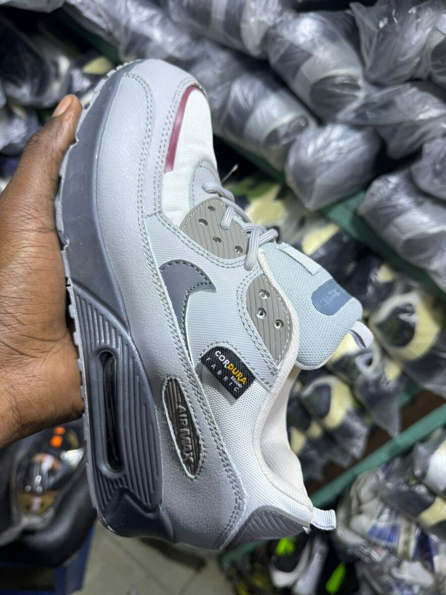 Baskets Air Max colorées élégantes