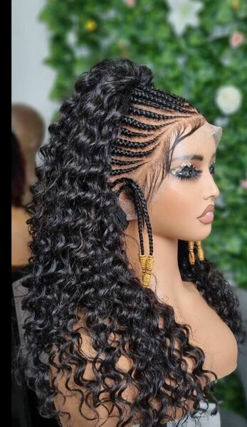 Perruque tressée en dentelle