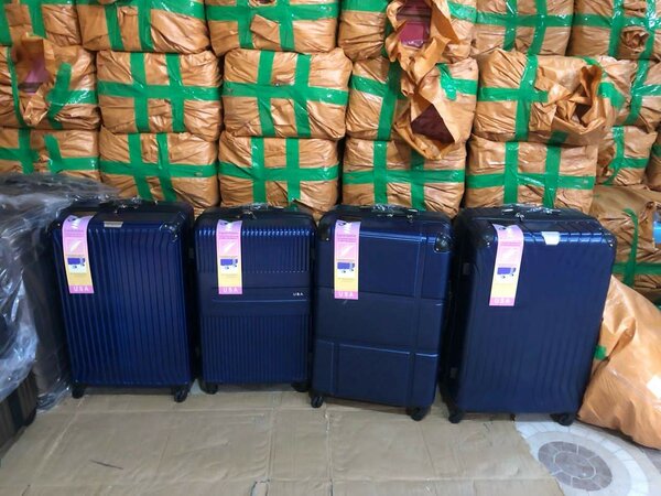 Travelling Bags (USA)