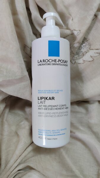 La roche Posay lipikar soin hydratant réconfortant ,apaisant