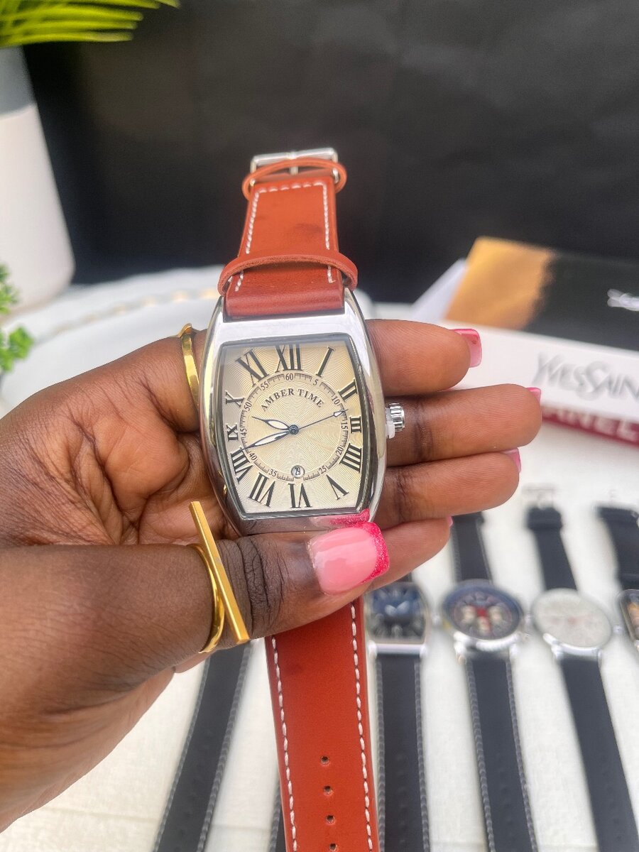 Montre Homme Élégante en Cuir