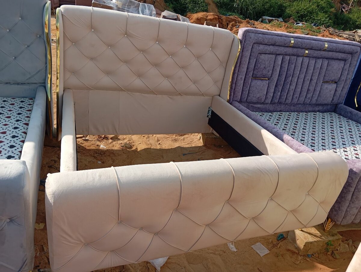 Lit élégant luxury beige sub