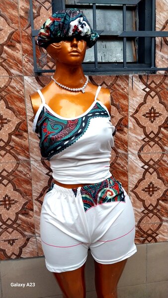 Ensemble de Pyjama Femme Chic