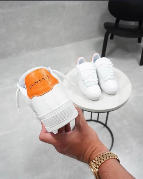 Baskets blanches unisexes stylées