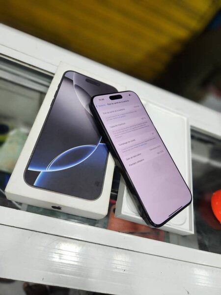 iPhone 16 pro max 256 giga CE