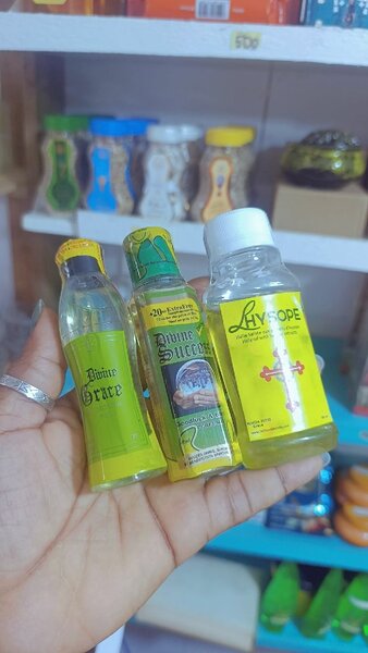 Huiles de Parfum Divines