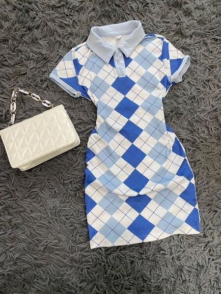 Short stretchy dress