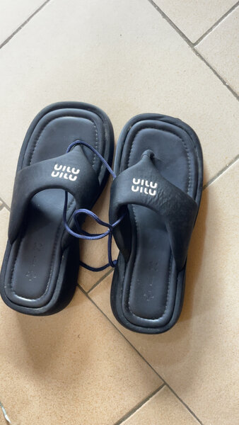 Chic Women's Sandals Set