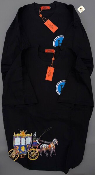 T-shirt noir imprimé calèche