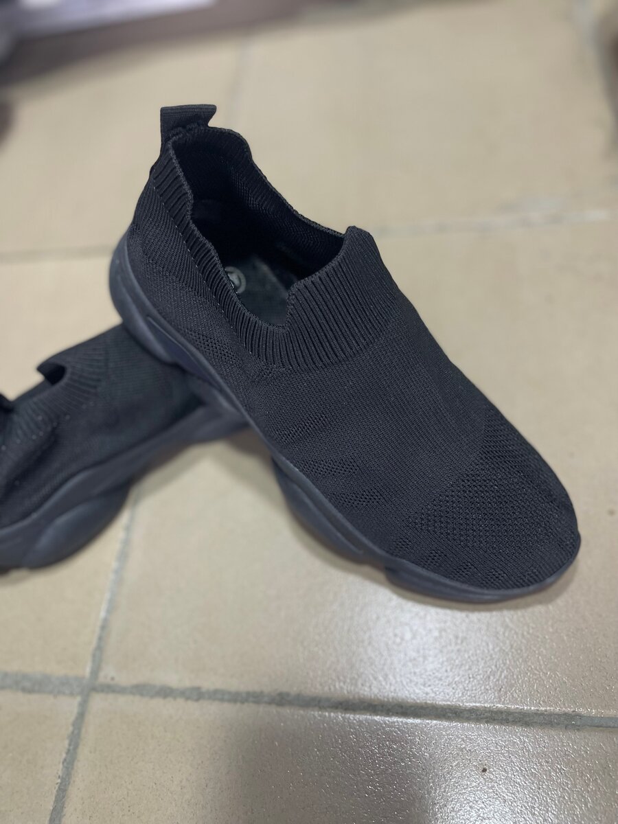 Baskets noires confortables