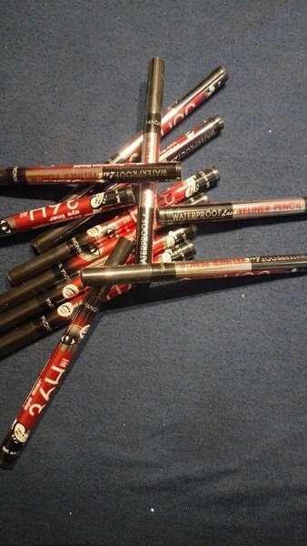 Eye Liner pen waterproof