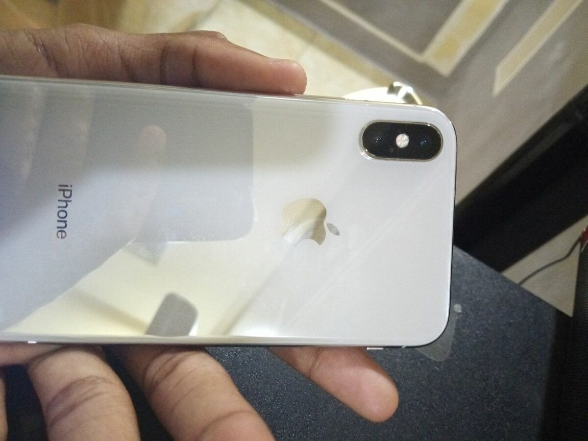 Iphone x offre sûr devant DIEU