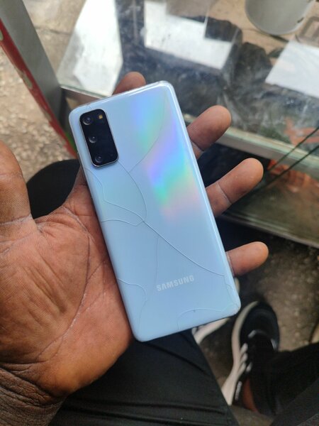 Samsung S20