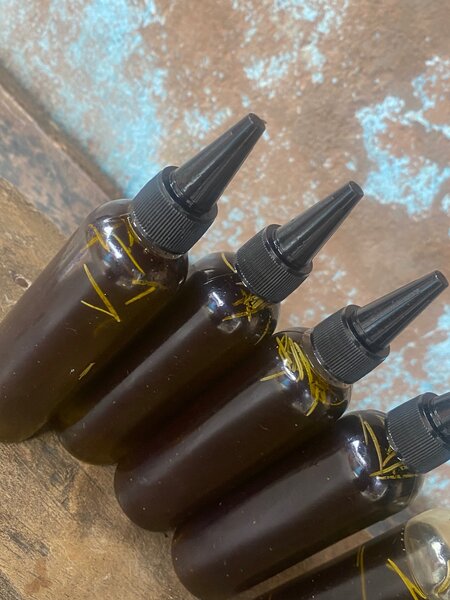 Huile capillaire naturelle