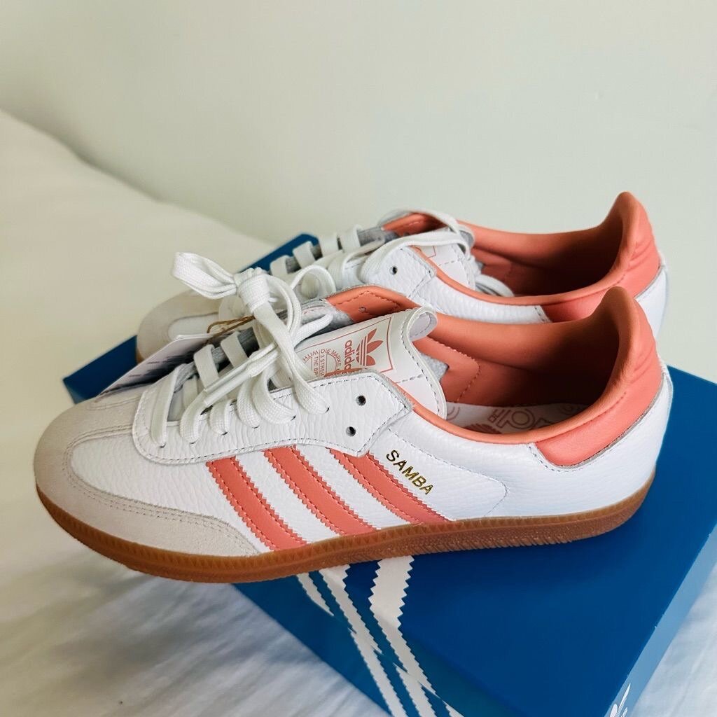 Adidas sambas