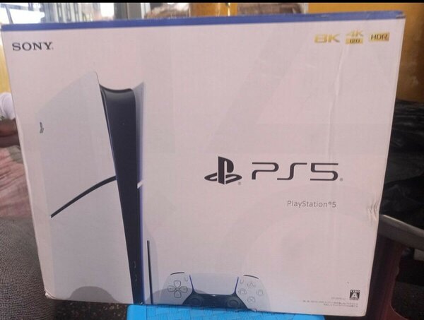 Play Station 5 Standard