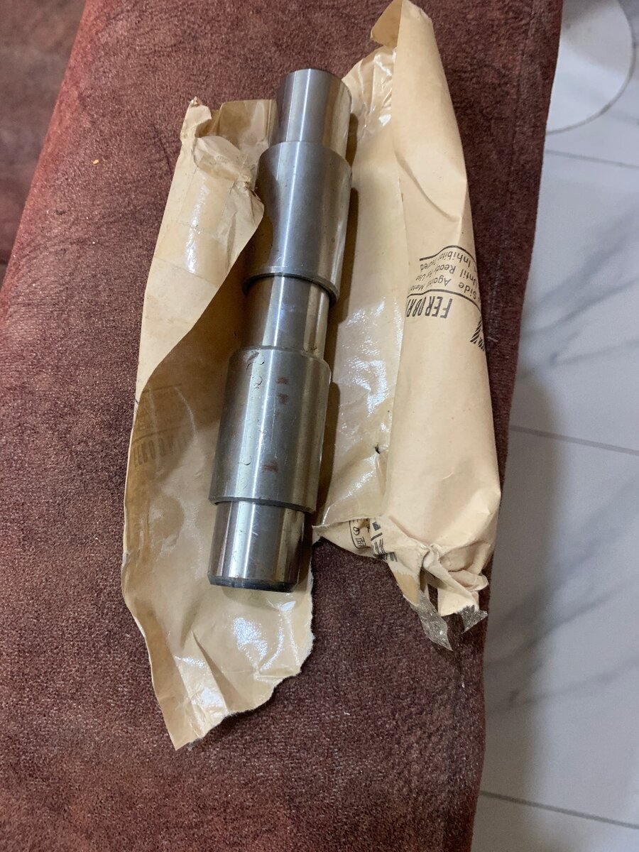 Arbre à cames en acier robuste