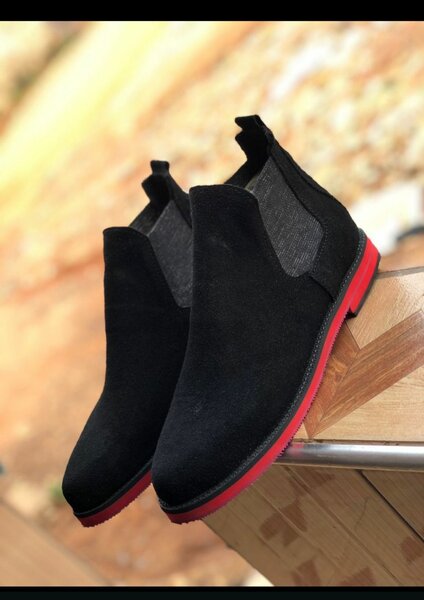 Chelsea/Desert Boots