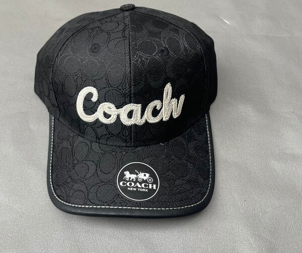 Casquette Coach noire élégante
