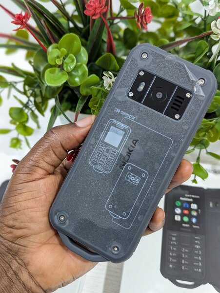 Nokia 800 Tough 2G Black