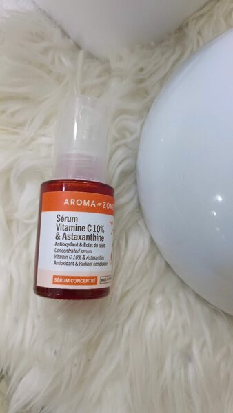 Hyaluronique et vitamine C