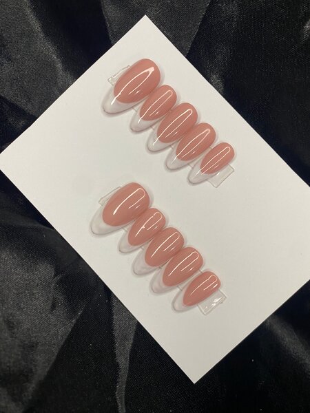 Ongles Pressés Nude