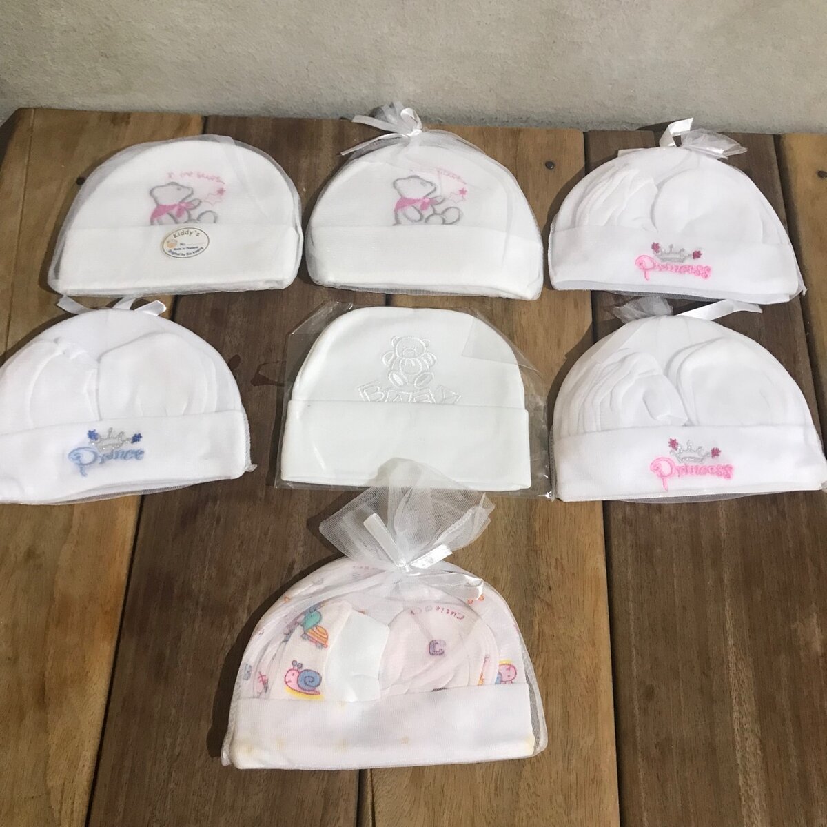 Bonnets Bébé Doux et Mignons