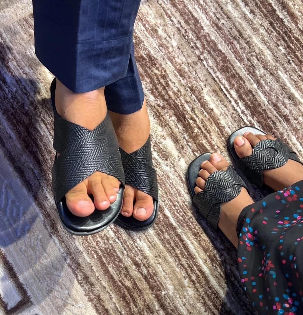 Sandales couples en cuir