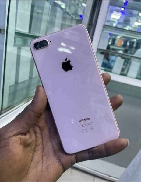 iPhone 8 Plus 64GB Or