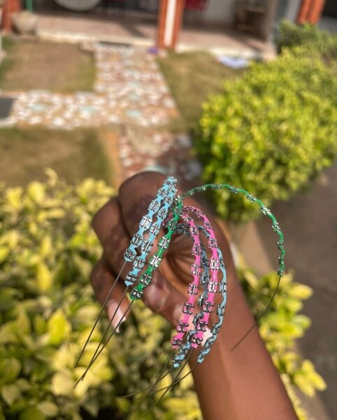 Accessoires boucle cheveux colorés