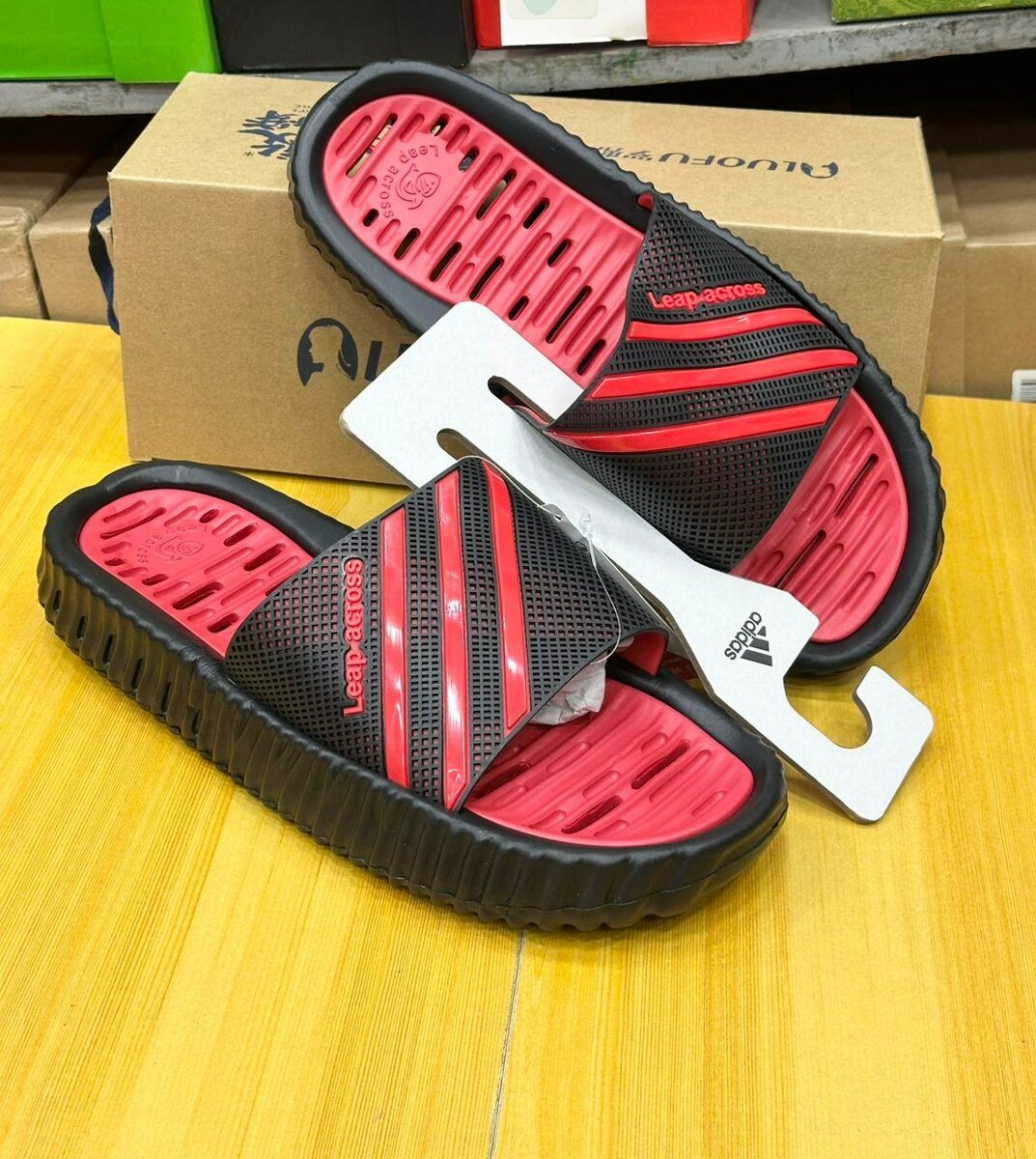 Claquettes sport légères unisexes