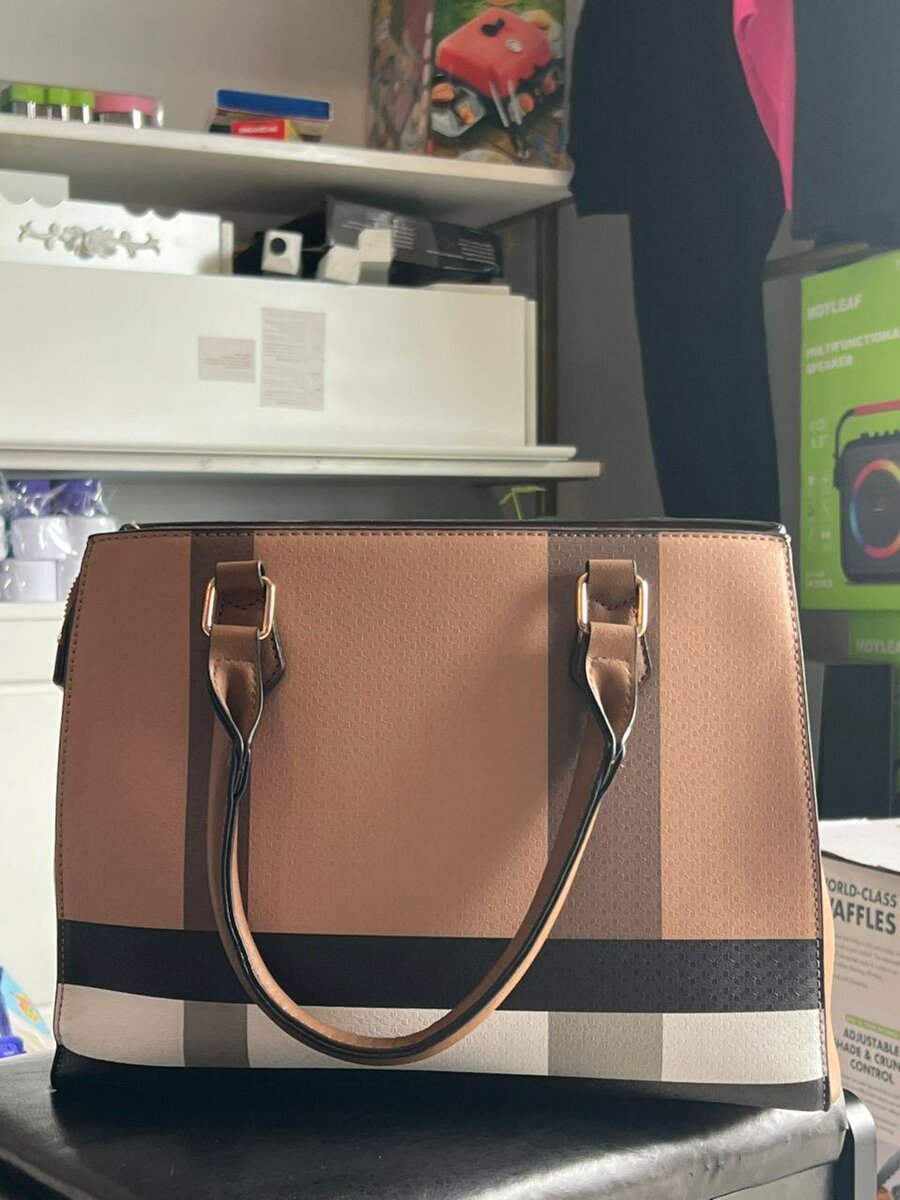 Sac à main élégant en cuir