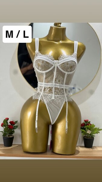 Body lingerie en dentelle blanc