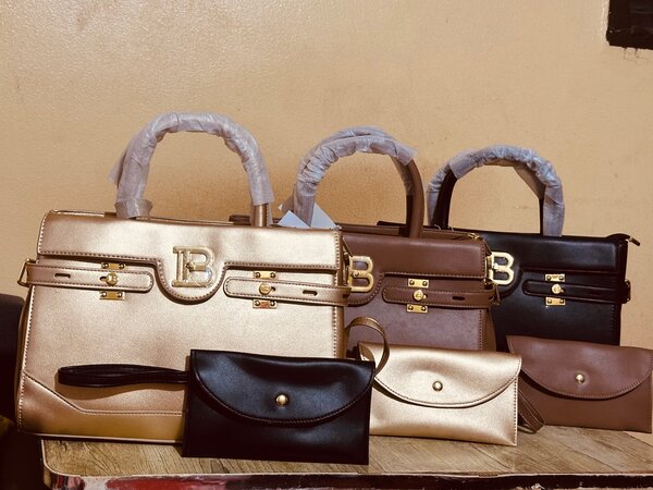 Sac à main élégant en cuir