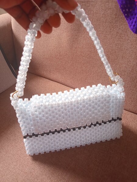 Sac perlé élégant