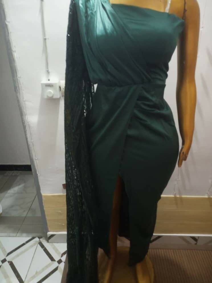 Robe Émeraude Asymétrique