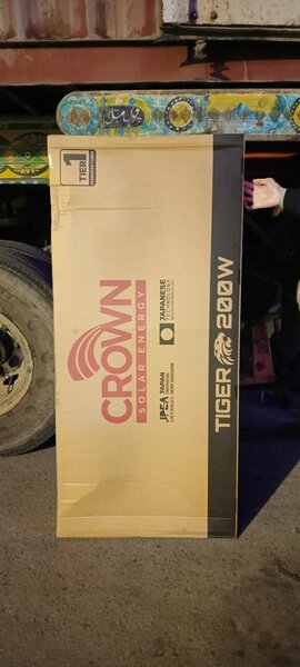 Crown 200watt solar panel