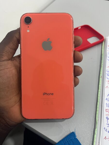 iPhone XR 64 Go Corail