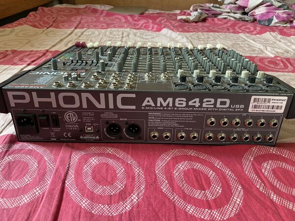 Phonic am64d usb