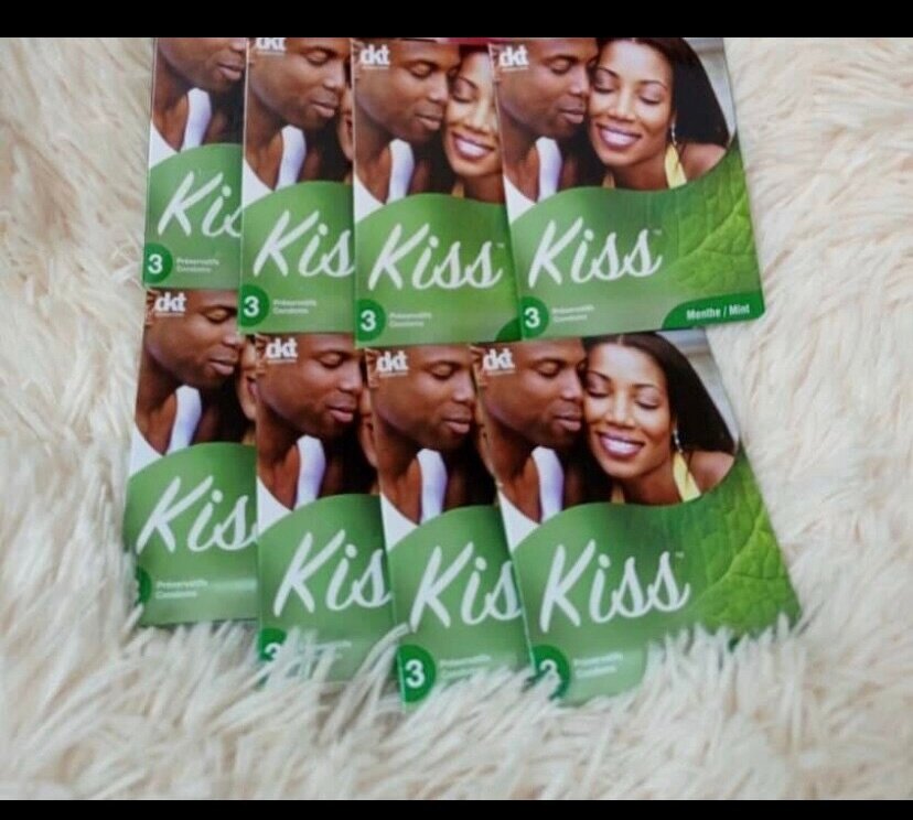 24 préservatifs (8 paquets)