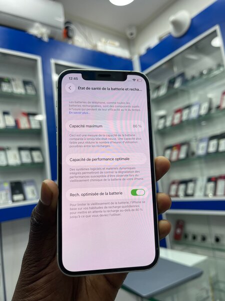 iPhone 12 d'occasion