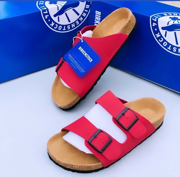 Ari Birkenstocks Suade